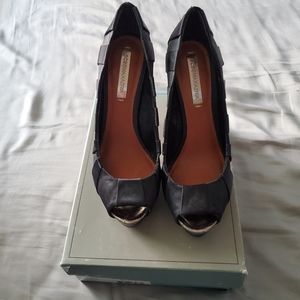 BCBG Ma-Dalton1 Black Satin Sz 8.5